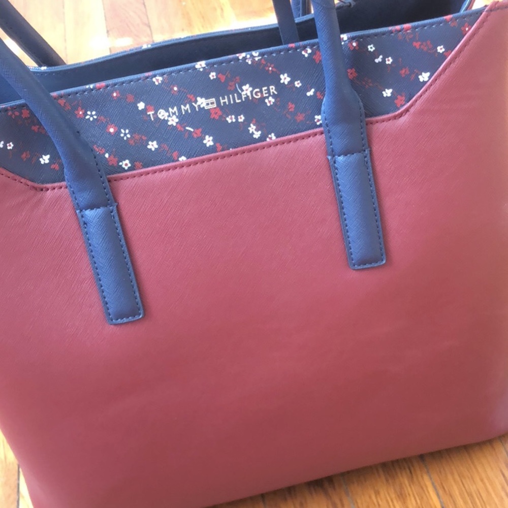 Tommy Hilfiger Tote Bag